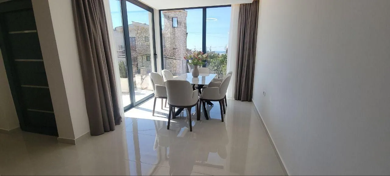 Prodaja, kuća, 138m², Dobra Voda, Budva
