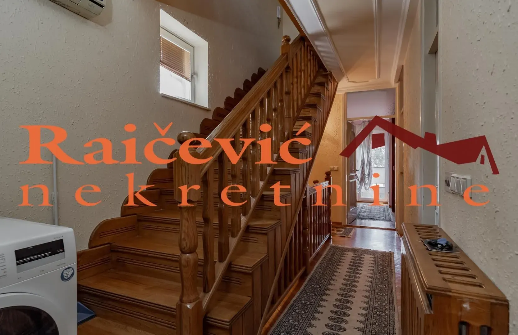 Prodaja, kuća, 273m², Brace Jerković, Voždovac Sve Podlokacije