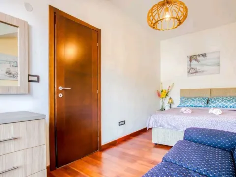 Rent, one bedroom apartment, 52m², Budva, Crna Gora - image 5