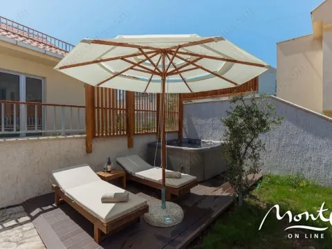 Sale, house, 159m², Sveti Stefan, Budva - image 16