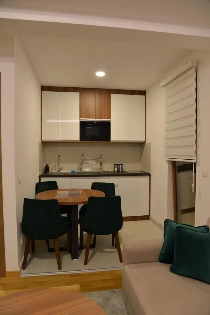Prodaja, dvosoban stan, 32m², Centar, Čajetina