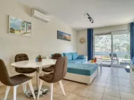 Izdavanje, dvosoban stan, 85m², Muo, Kotor - image 7