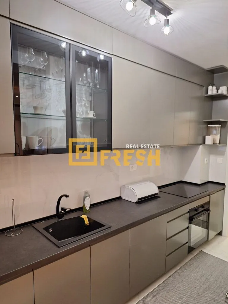 Rent, three bedroom apartment, 94m², City Kvart, Podgorica