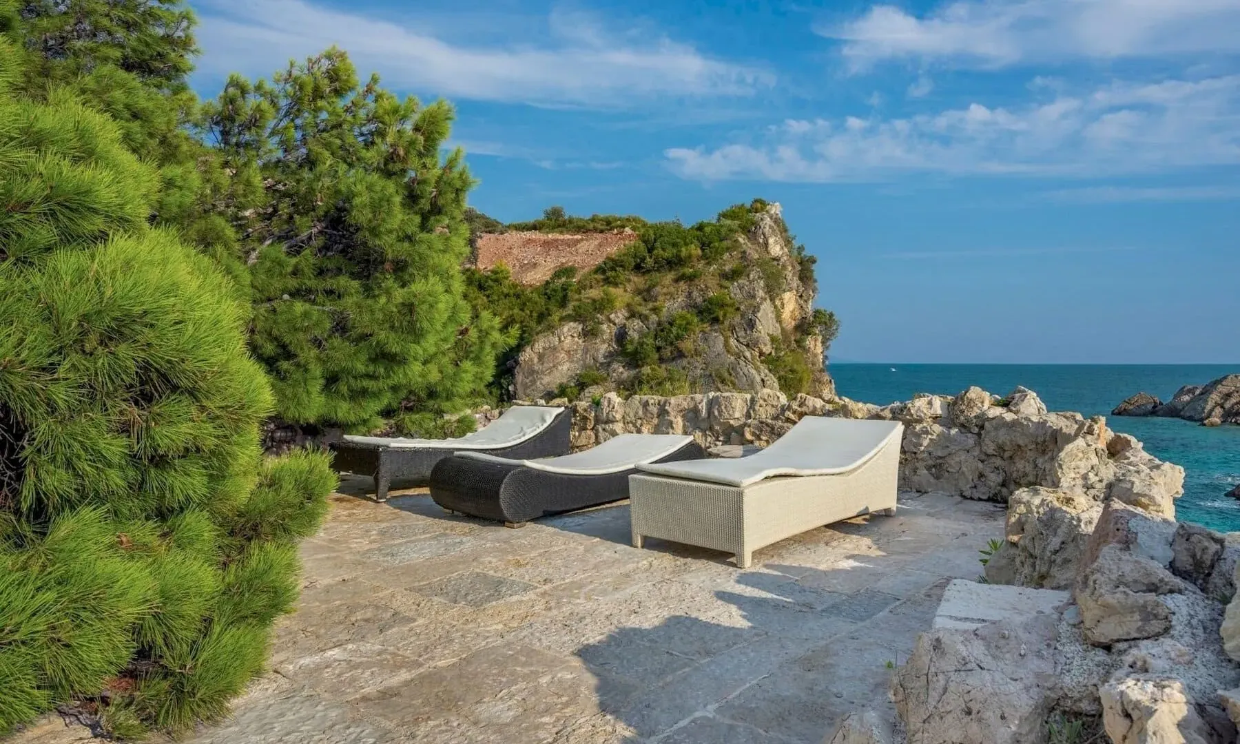 Sale, house, 200m², Reževići, Budva