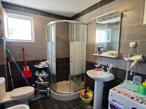 Sale, one bedroom apartment, 61m², Lazi, Budva - image 7