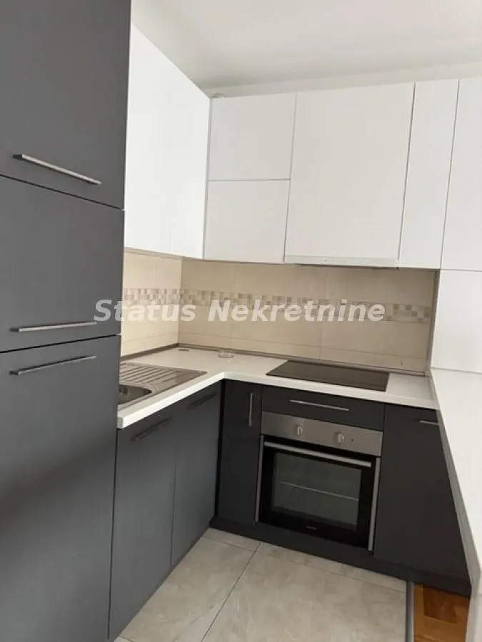 Izdavanje, dvosoban stan, 47m², Grbavica, Novi Sad Sve Podlokacije