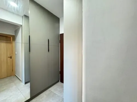 Izdavanje, jednosoban stan, 50m², Tuški Put, Podgorica - image 6