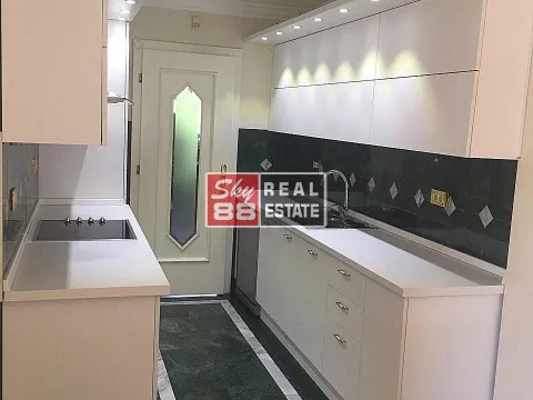 Izdavanje, stan, 260m², Savski Venac, Beograd - image 12