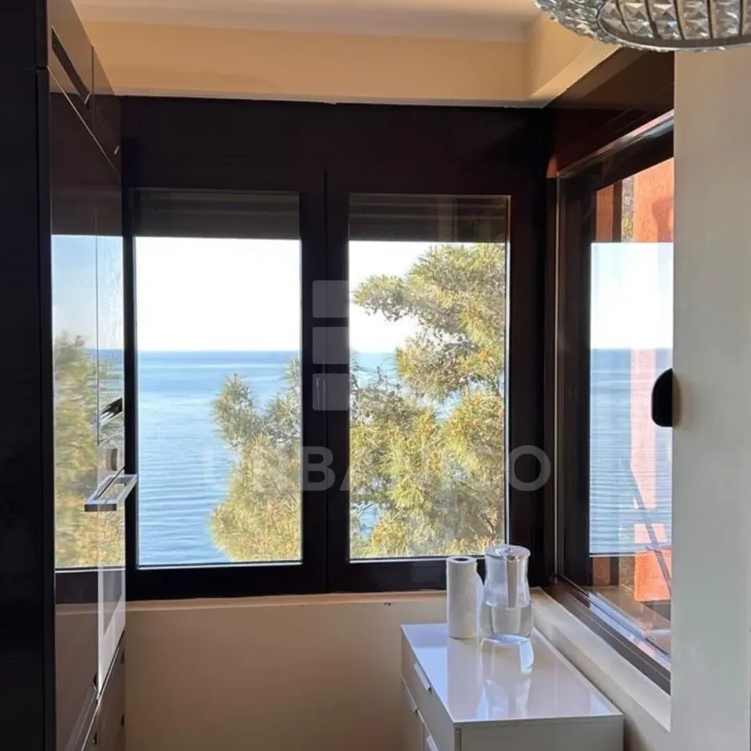 Prodaja, dvosoban stan, 120m², Komoševina, Budva