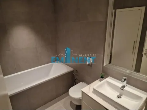 Rent, four bedroom apartment, 109m², Savski Venac, Beograd - image 13