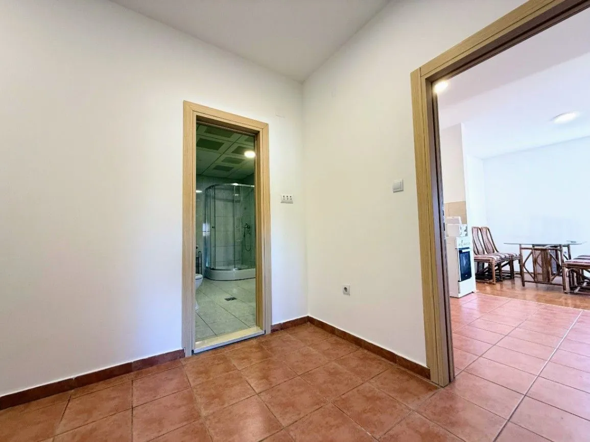Prodaja, dvosoban stan, 74m², Drač, Podgorica