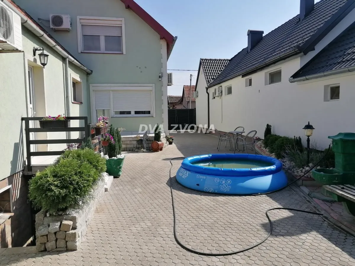Sale, house, 178m², Beška, Inđija