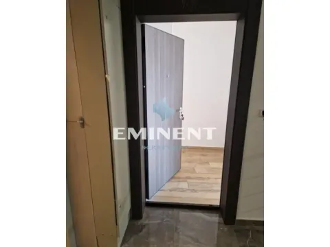 Prodaja, trosoban stan, 64m², Zemun Gornji Grad, Zemun Sve Podlokacije - image 4