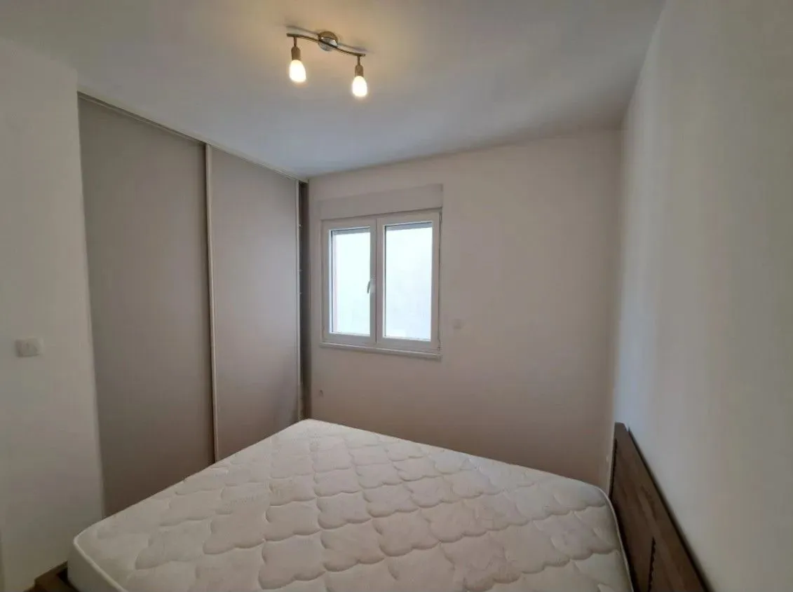 Rent, two bedroom apartment, 65m², Blok 6, Podgorica