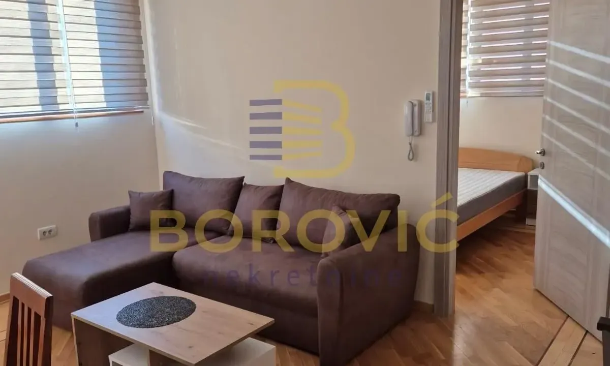Prodaja, poslovni prostor, 71m², Brace Jerković, Voždovac Sve Podlokacije