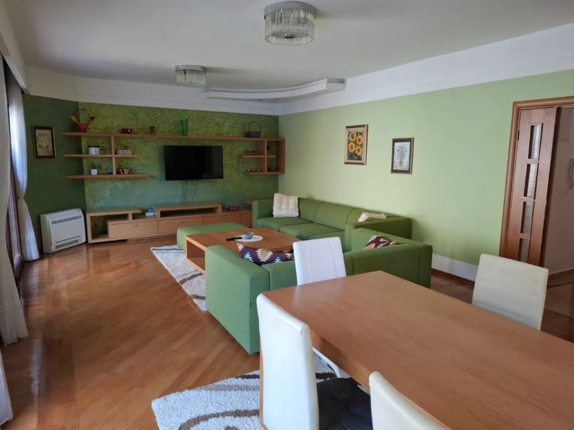 Rent, three bedroom apartment, 137m², Centar, Podgorica