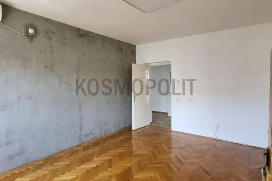 Prodaja, dvosoban stan, 68m², Stari Grad, Beograd