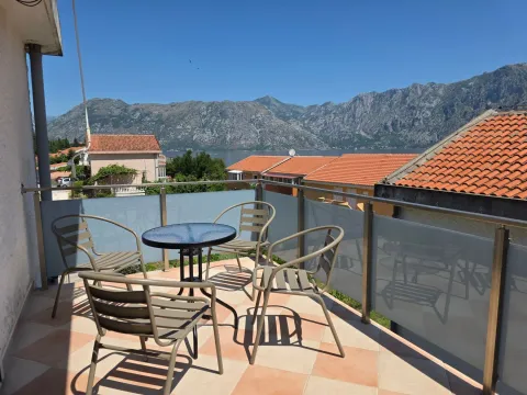Sale, three bedroom apartment, 115m², Prčanj, Kotor - image 5