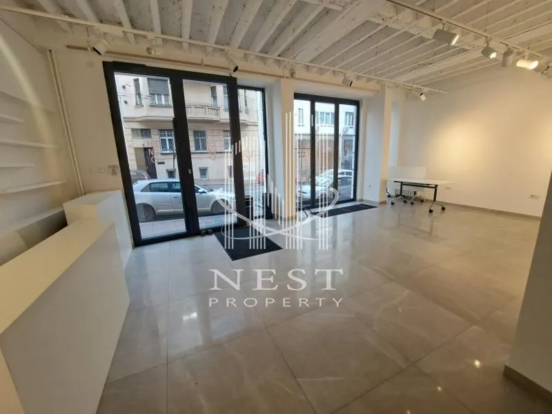 Sale, office space, 224m², Stari Grad, Beograd