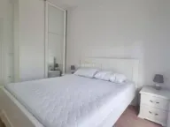 Rent, three bedroom apartment, 90m², Bečići, Budva - image 5