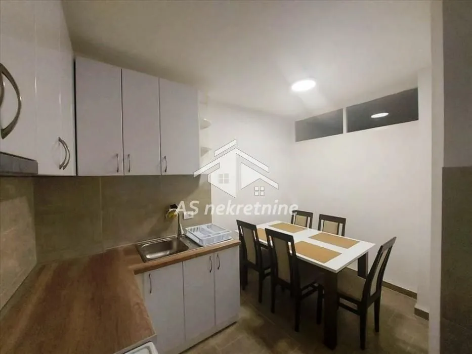 Rent, apartment, 62m², Slavija, Vračar Sve Podlokacije
