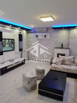 Rent, two bedroom apartment, 50m², Stari Grad, Beograd - image 4