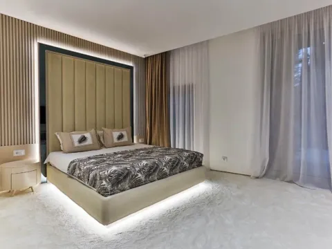 Prodaja, dvosoban stan, 182m², Budva, Crna Gora - image 7