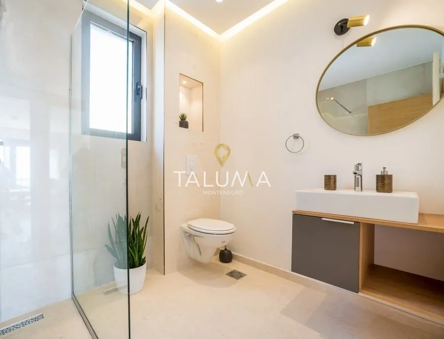 Sale, house, 160m², Ivanovići, Budva