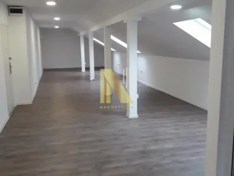 Rent, office space, 89m², Adamovićevo Naselje, Novi Sad Sve Podlokacije