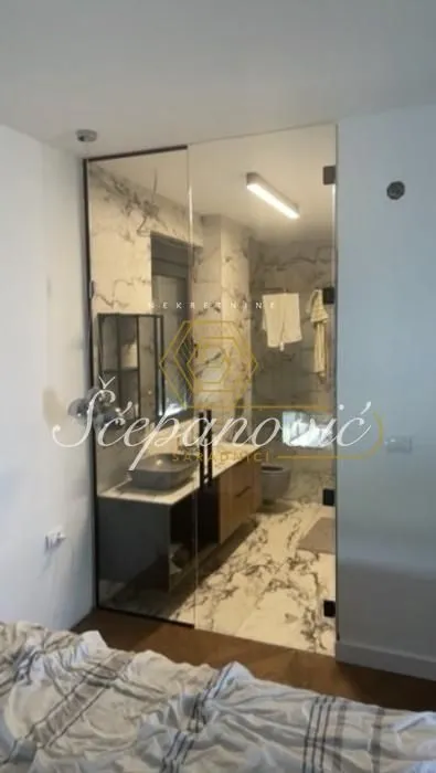 Prodaja, kuća, 360m², Petrovaradin, Novi Sad