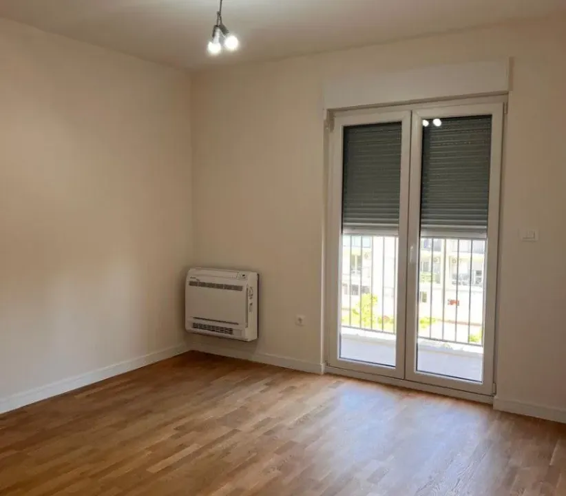 Prodaja, stan, 58m², Pobrežje, Podgorica