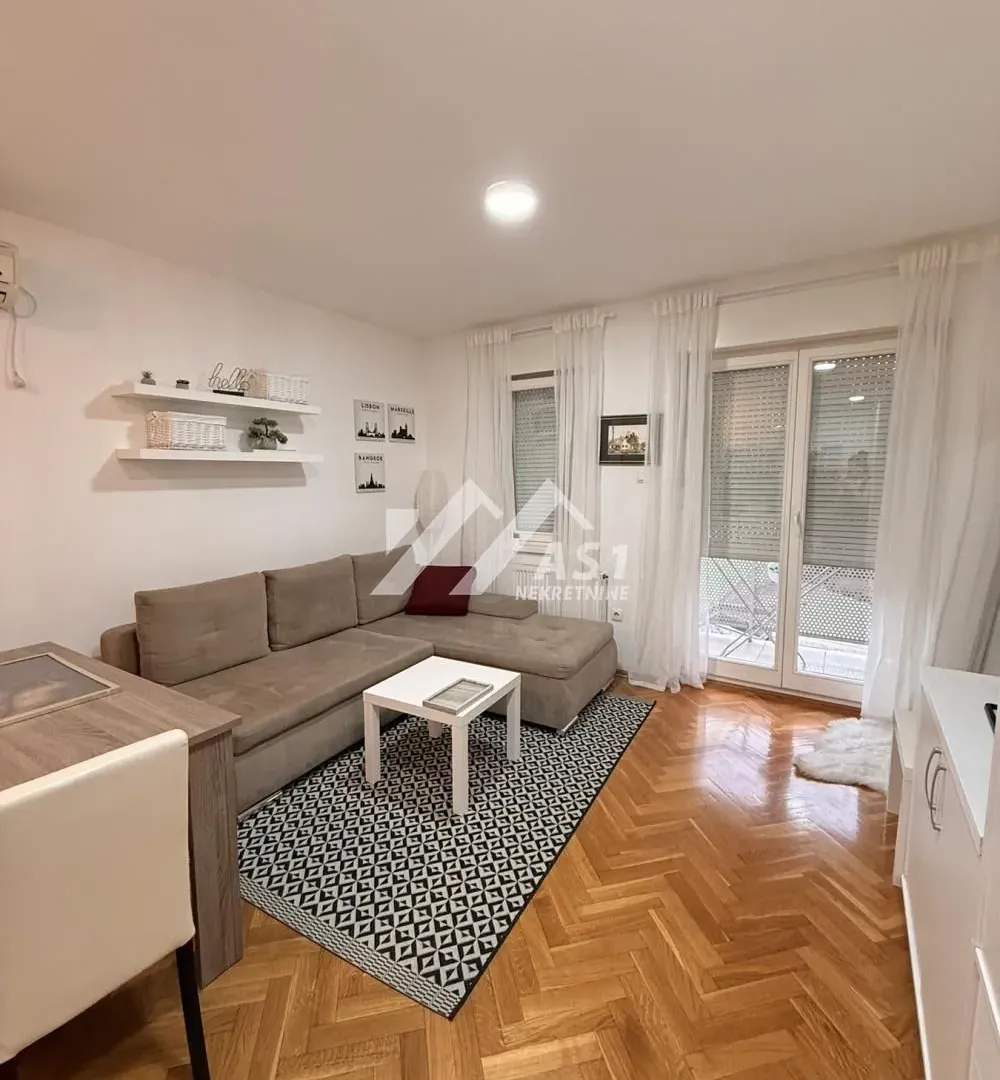 Rent, apartment, 32m², Centar, Novi Sad