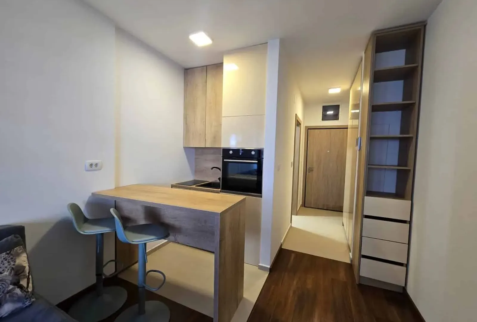 Izdavanje, stan, 26m², Master Kvart, Podgorica