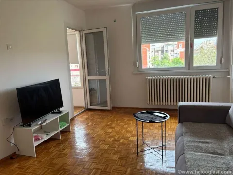 Rent, one bedroom apartment, 43m², Autokomanda, Voždovac Sve Podlokacije - image 4