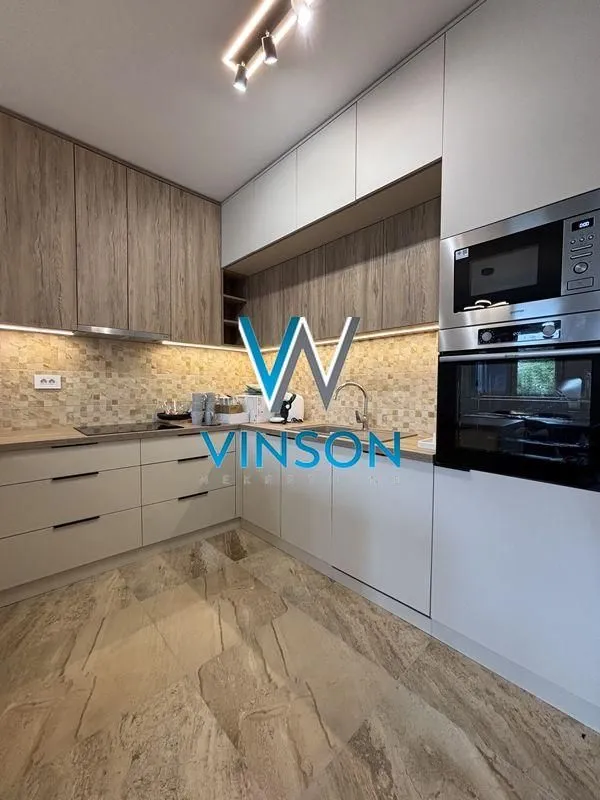Izdavanje, dvosoban stan, 120m², Petrovaradin, Novi Sad