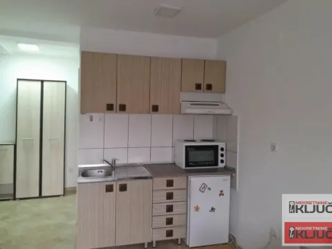 Izdavanje, garsonjera, 27m², Salajka, Novi Sad Sve Podlokacije - image 6