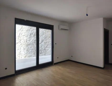 Prodaja, dvosoban stan, 52m², Podgorica, Crna Gora - image 1