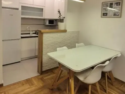 Rent, two bedroom apartment, 52m², Đeram Pijaca, Beograd - image 3