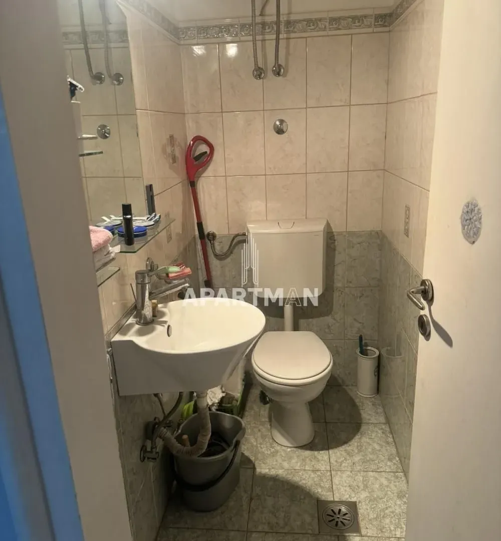 Sale, three bedroom apartment, 101m², Savski Venac, Beograd