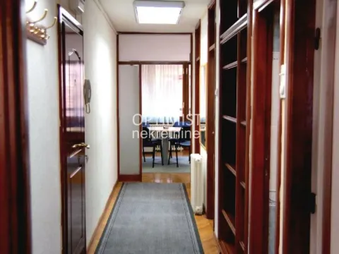 Rent, three bedroom apartment, 75m², Vračar Centar, Vračar Sve Podlokacije - image 9