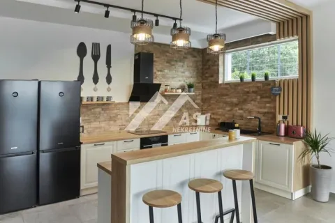 Rent, house, 350m², Sremski Karlovci, Novi Sad - image 4