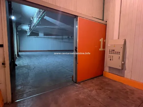 Izdavanje, poslovni prostor, 2800m², Zeta, Podgorica - image 2