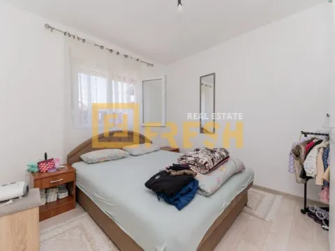 Prodaja, kuća, 100m², Konik, Podgorica - image 11