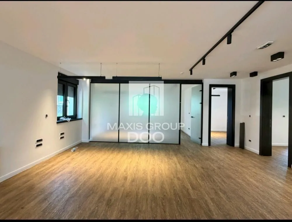 Rent, office space, 563m², Savski Venac, Beograd