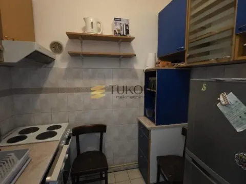 Izdavanje, trosoban stan, 70m², Poštanska Štedionica, Palilula Sve Podlokacije - image 12