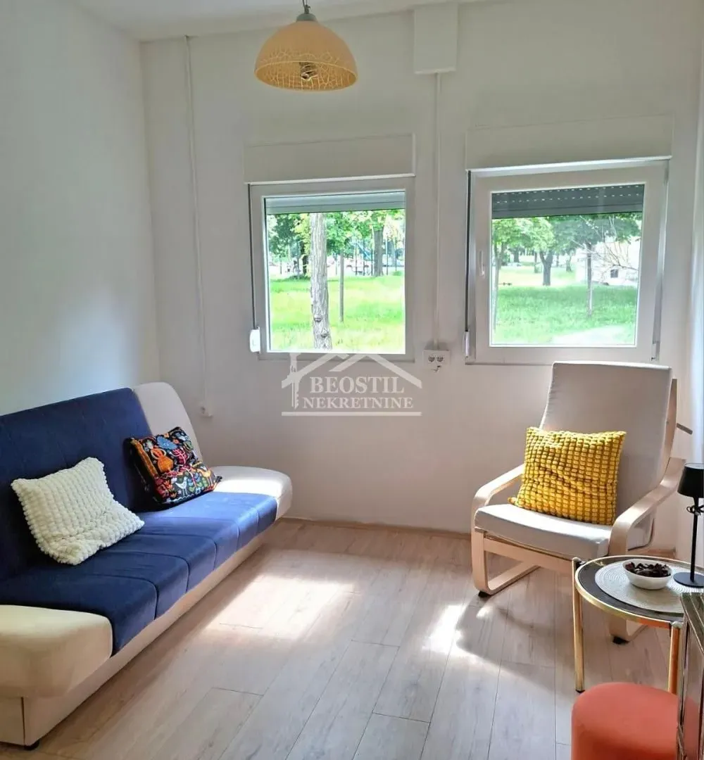 Rent, two bedroom apartment, 51m², Savski Venac, Beograd