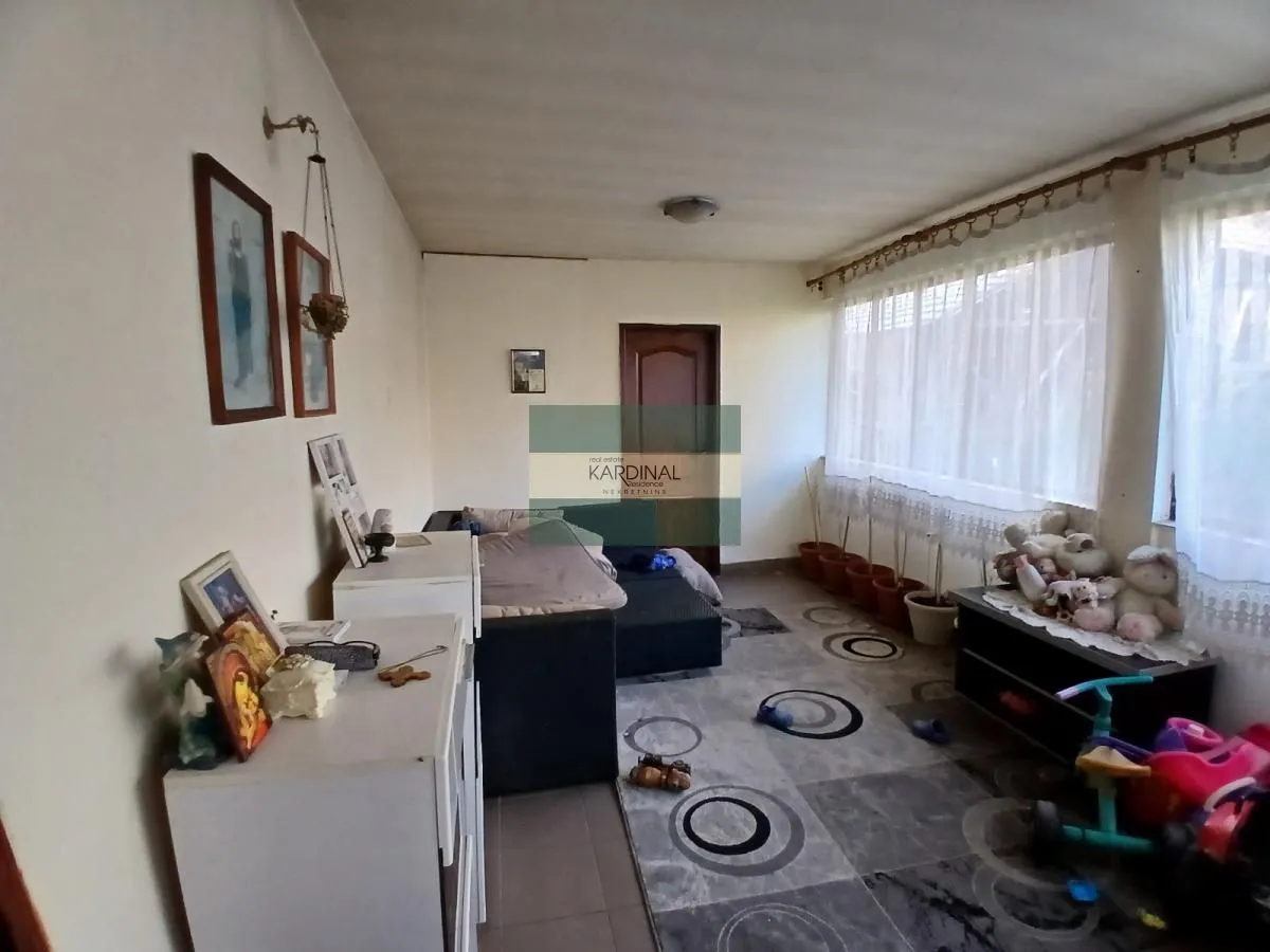 Prodaja, kuća, 330m², Topola, Srbija