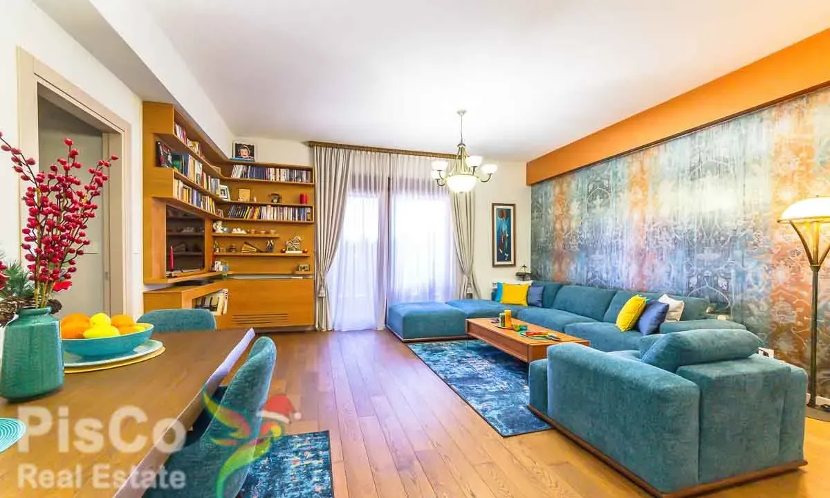 Izdavanje, trosoban stan, 110m², Centar, Podgorica