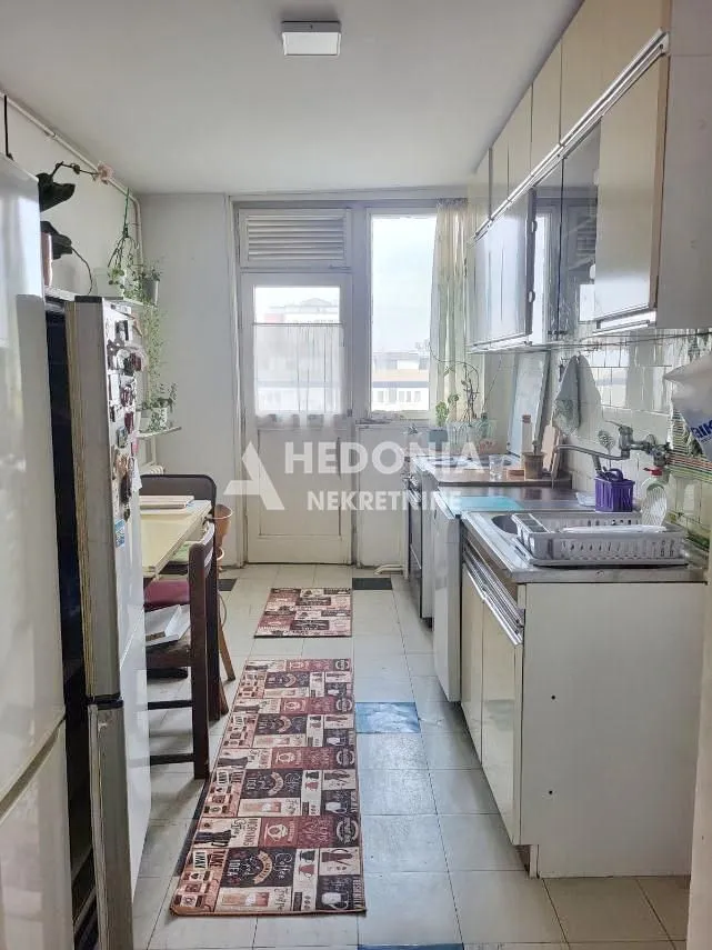 Sale, two bedroom apartment, 77m², Novi Beograd Blok 1 Fontana, Novi Beograd Sve Podlokacije