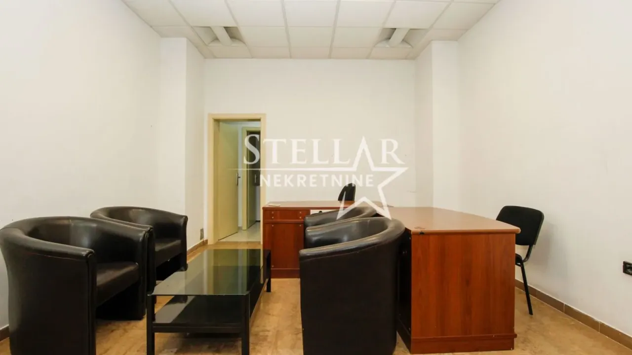 Izdavanje, poslovni prostor, 31m², Preko Morače, Podgorica